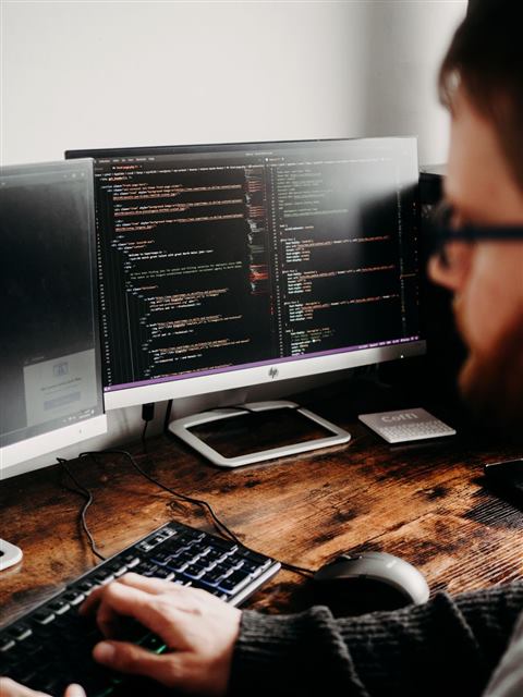 Capa: Programador Freelancer: Primeiros Projetos